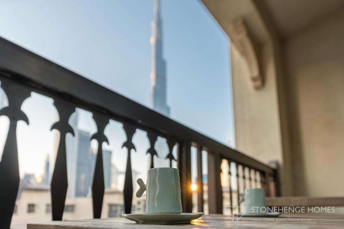 Lux & Cozy 1 Bedroom Steps Away From Burj Khalifa & Mall *