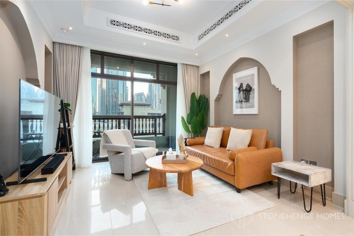 Apartment Lux & Cozy 1 Bedroom Steps Away From Burj Khalifa & Mall
