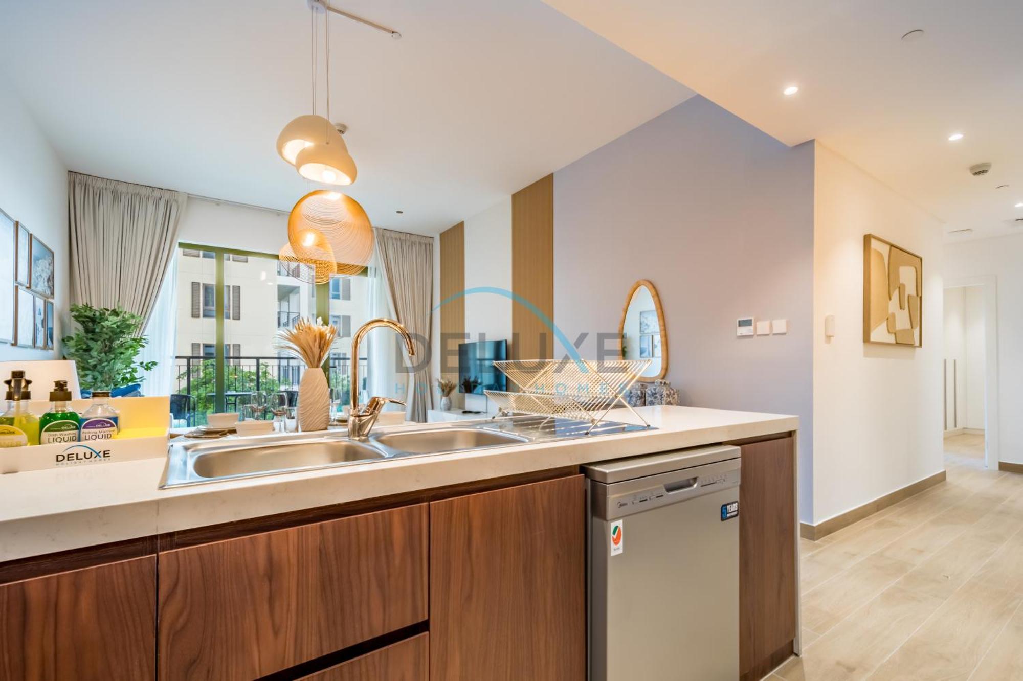 Charming 2br In La Sirene Building 2, Jumeirah By Deluxe Homes Dubai