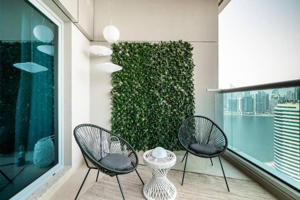 Stylish With Pool And Gym Dubai