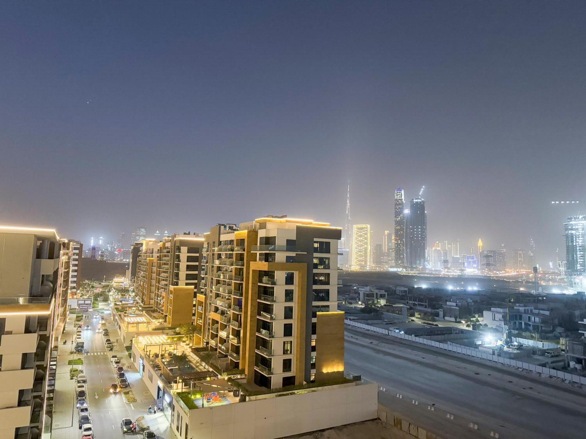 Stylish 3br With Burj Khalifa & Pool Views *