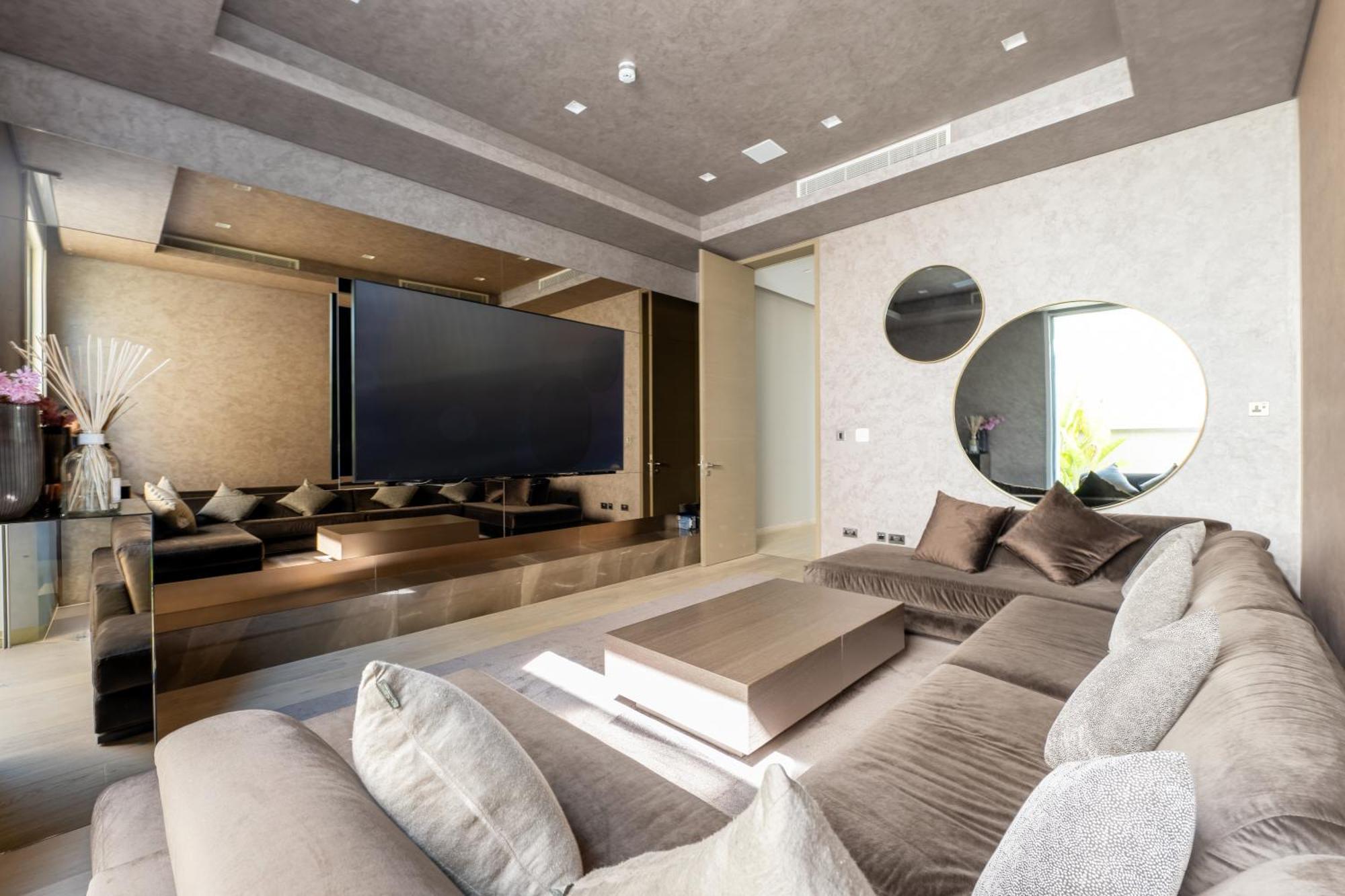 Villa Ultra-luxury 6br Palm - Private Pool & Beach Dubai