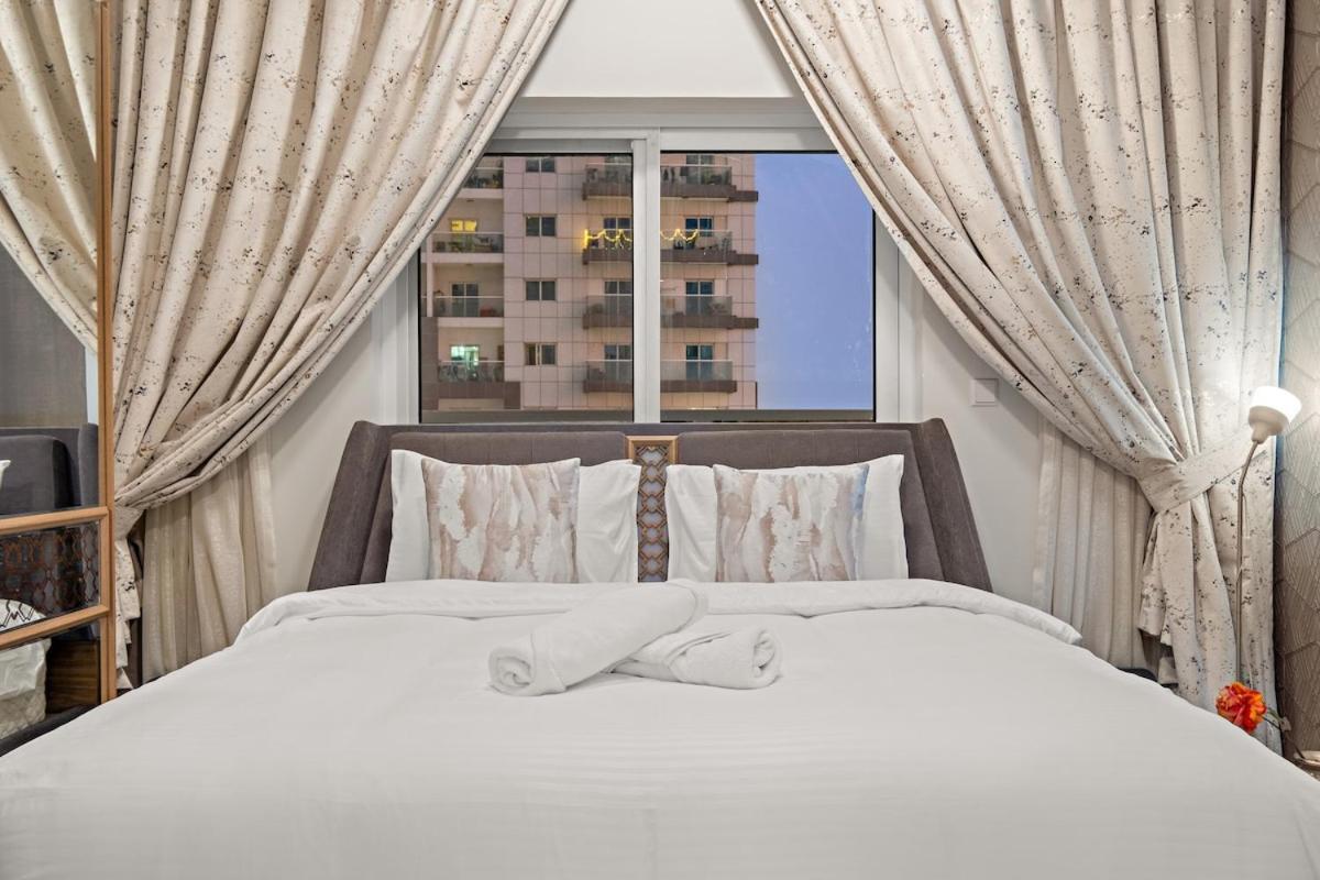 First Class 2br Elite Retreat Apartment Dubai
