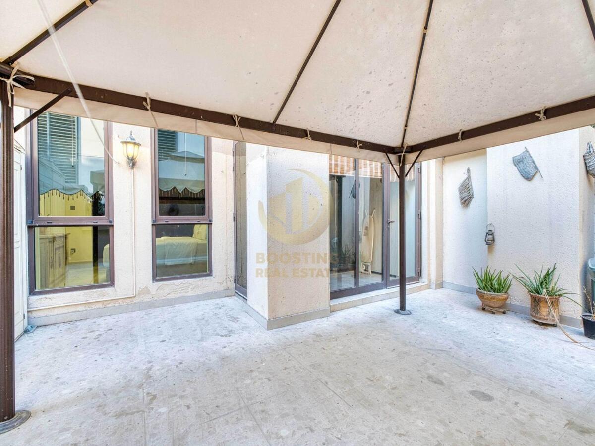 Luxury 1 Bedroom Downtown *