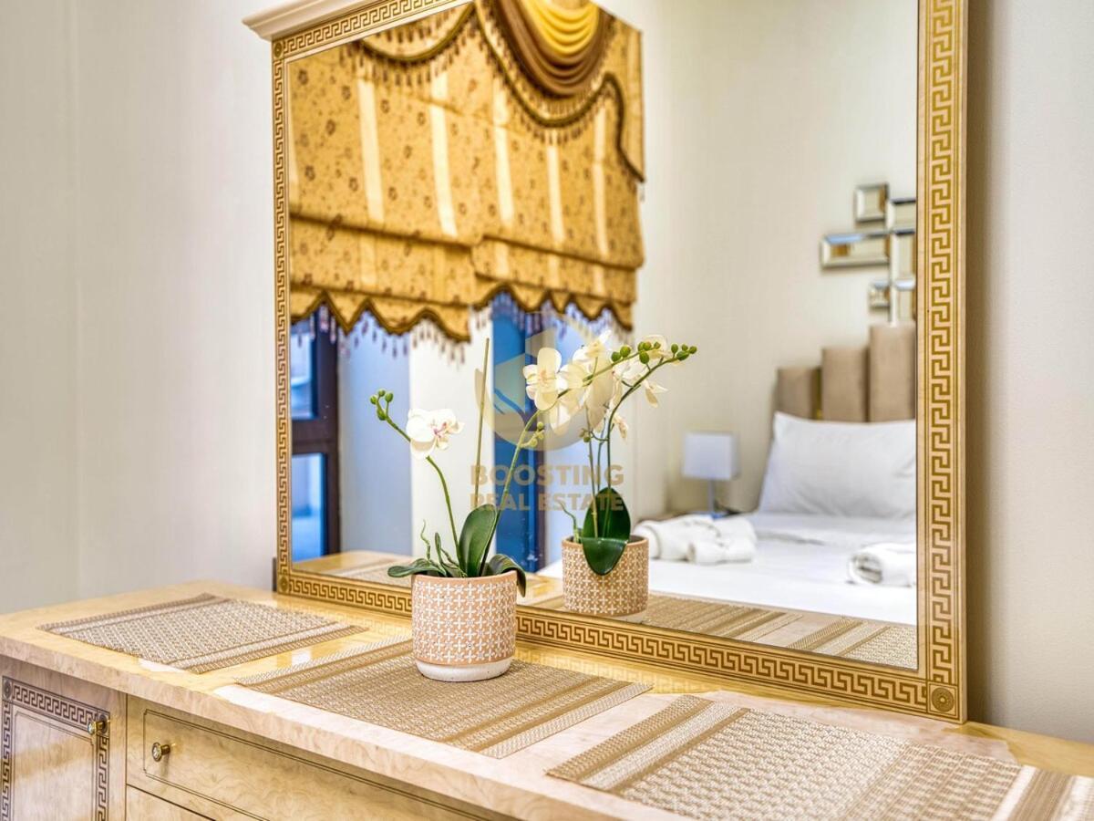 Luxury 1 Bedroom Downtown