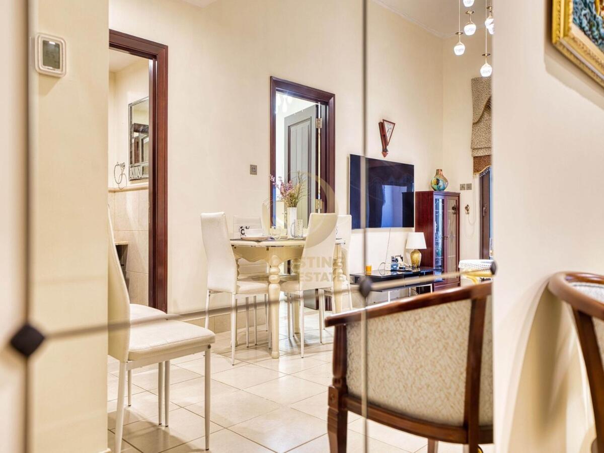 Luxury 1 Bedroom Downtown Dubai