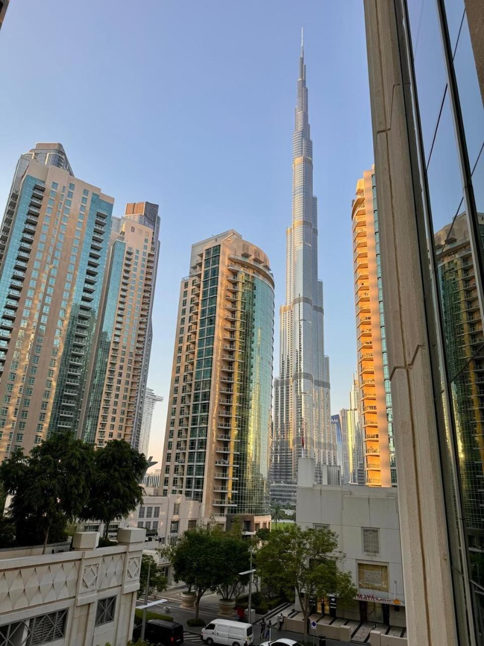 Burj Khalifaview Luxury 1-bedroom Apartment Dubai