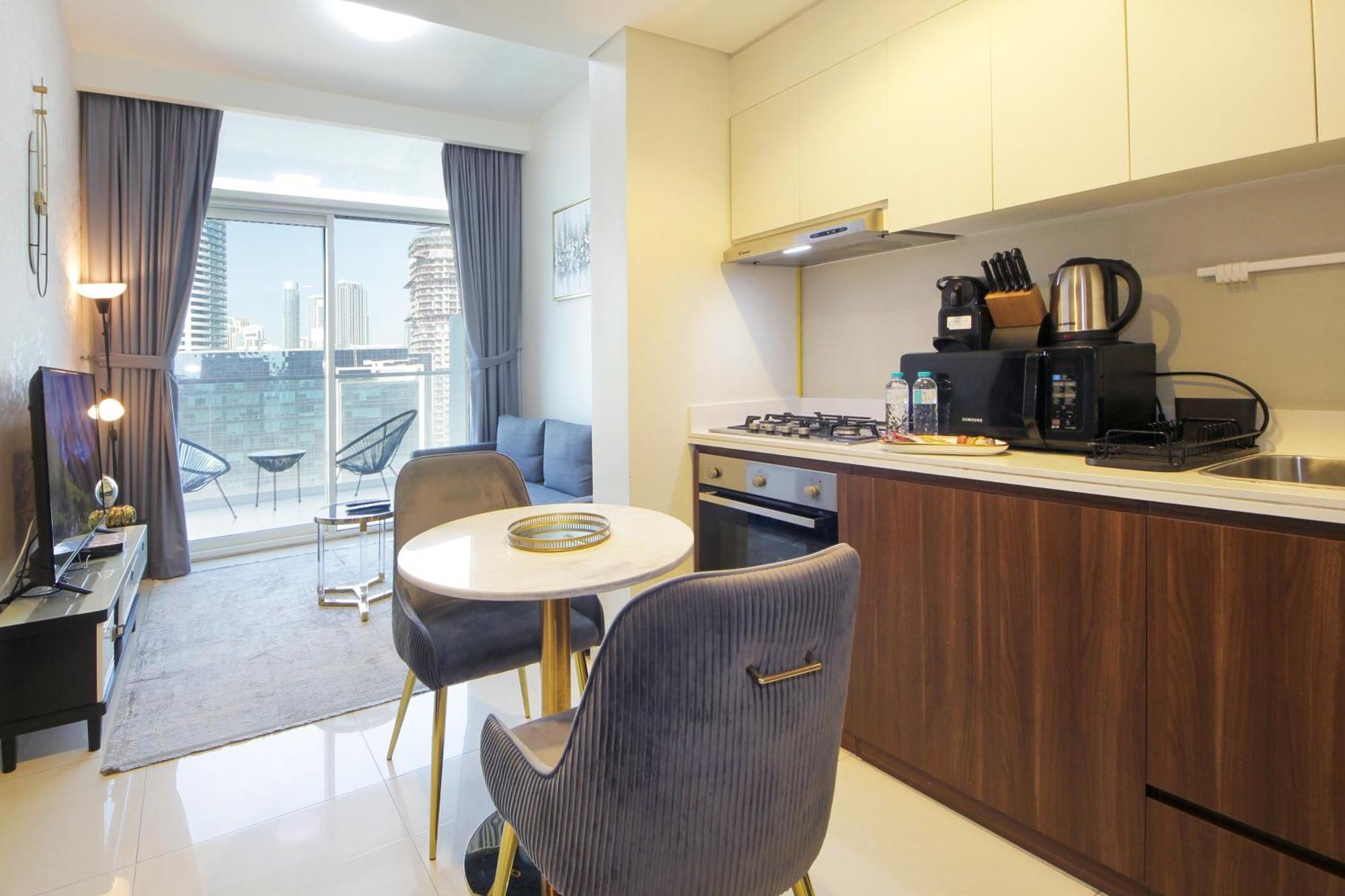 Apartment Cozy 1bhk In Damac Vera - Business Bay