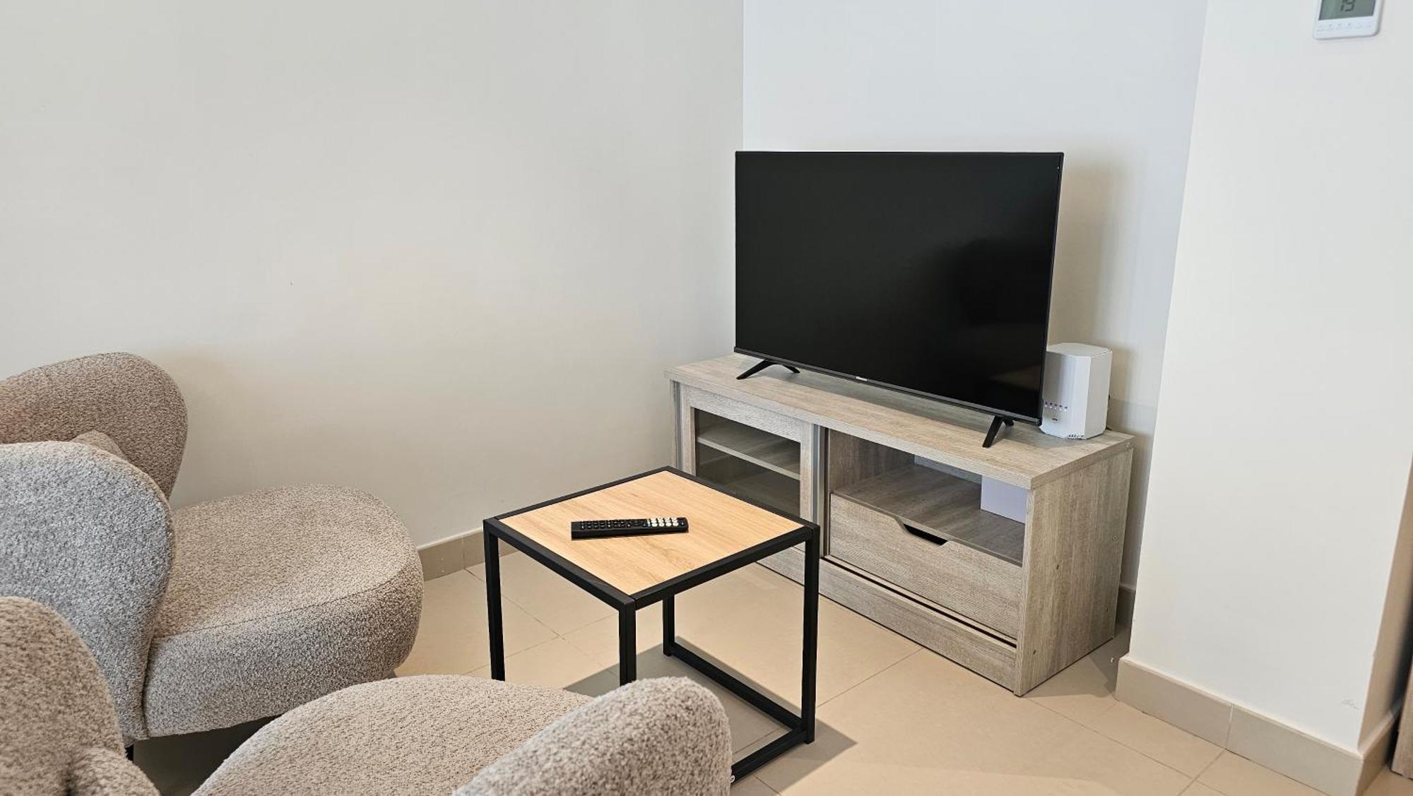 Apartment Spacious Luxurious Al Furjan *