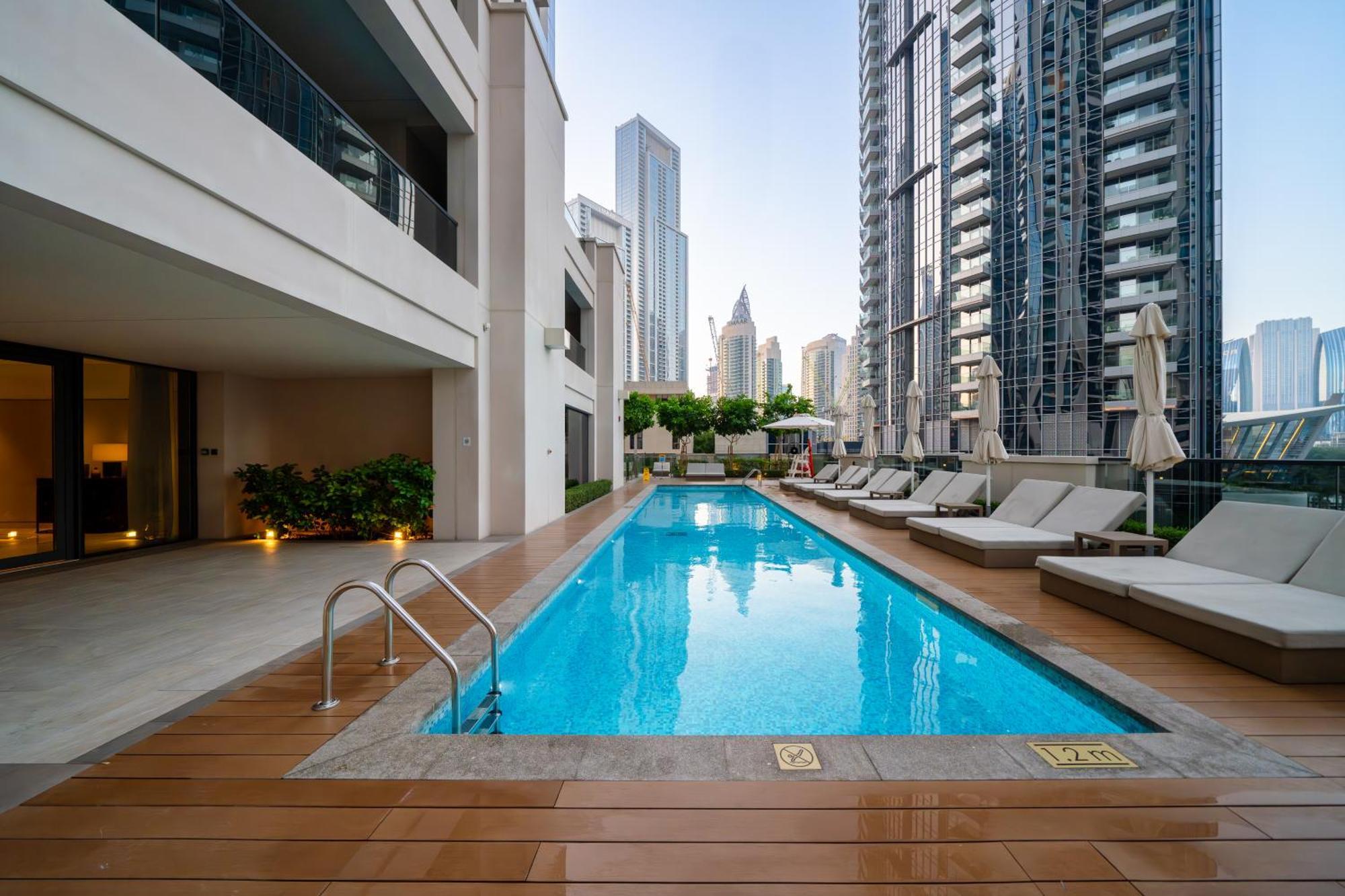 Peaceful Dunes 2 - Near Burj Khalifa & Mall Apartment *