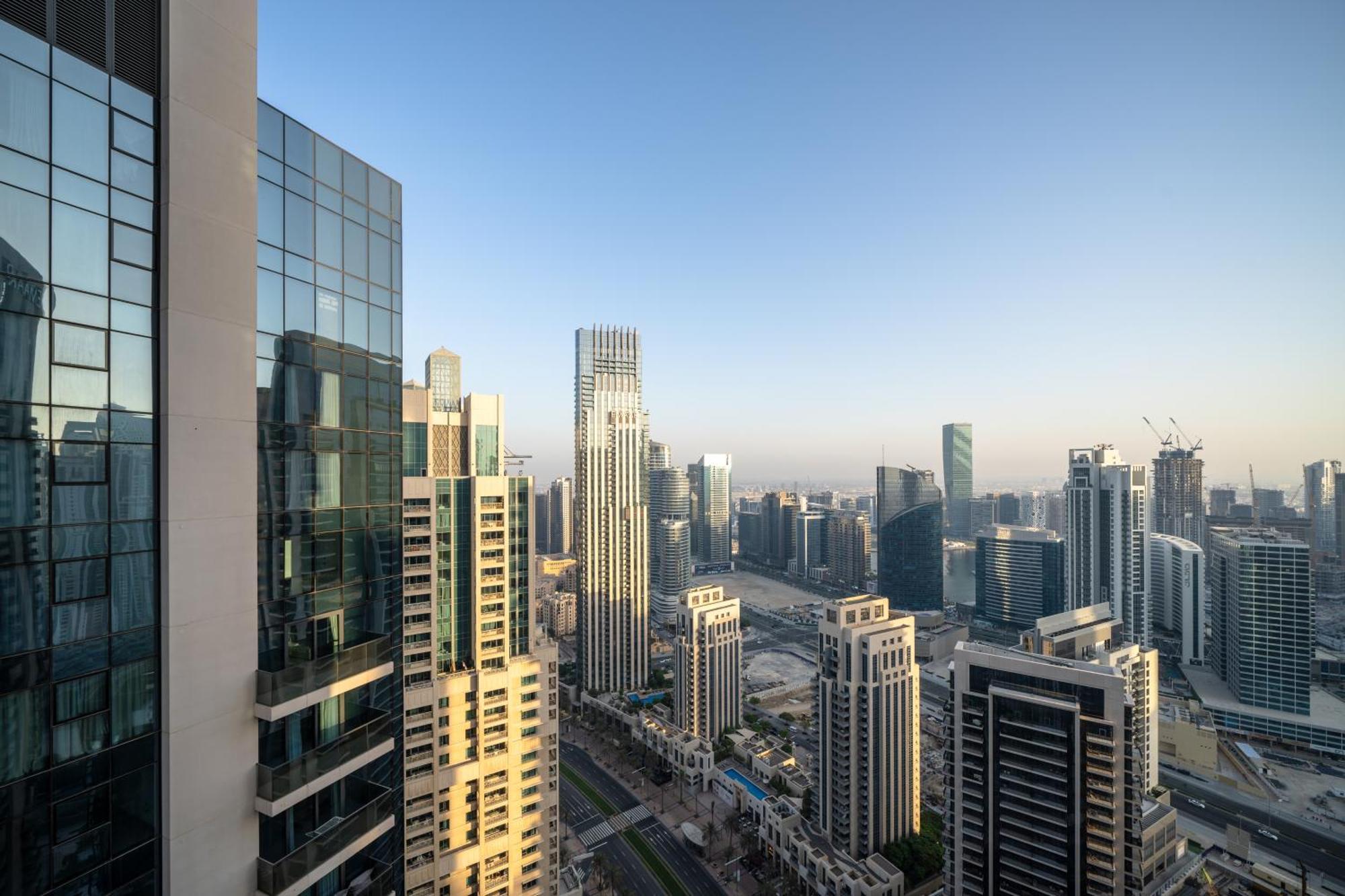 Peaceful Dunes 2 - Near Burj Khalifa & Mall Apartment Dubai
