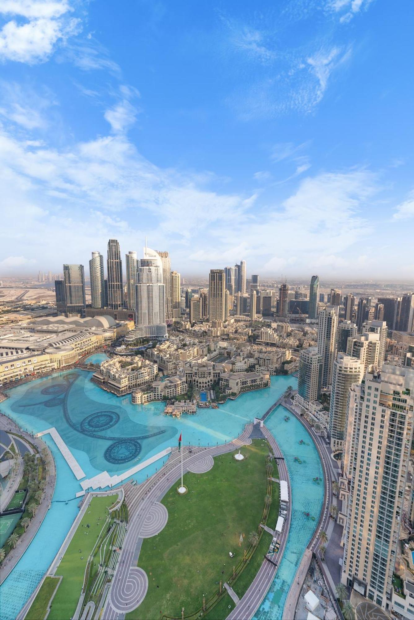 Iconic Burj Khalifa & Fountain View - 2br - Signature Grande Residences Apartment Dubai