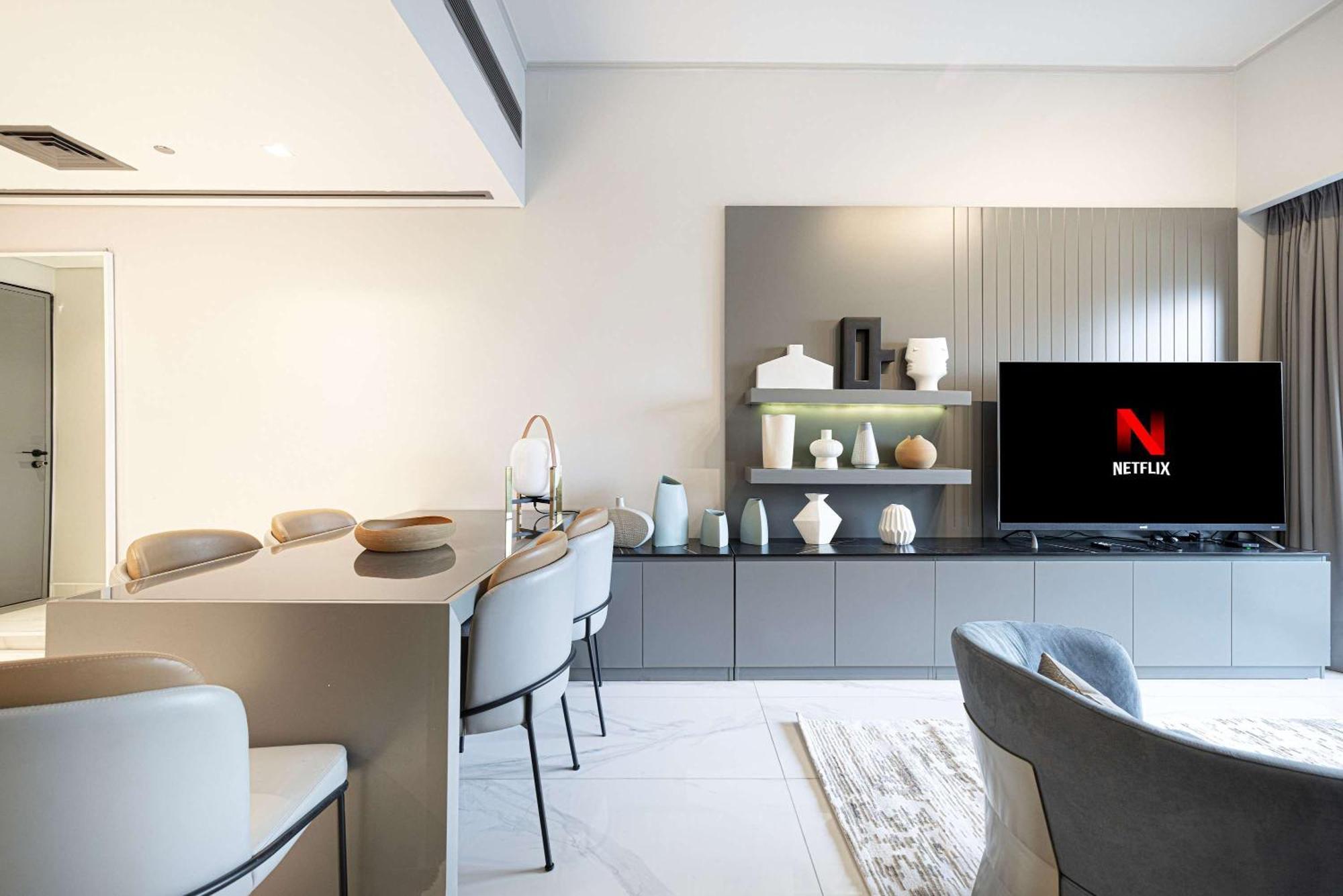 Majestay - Mag Living Apartment Dubai