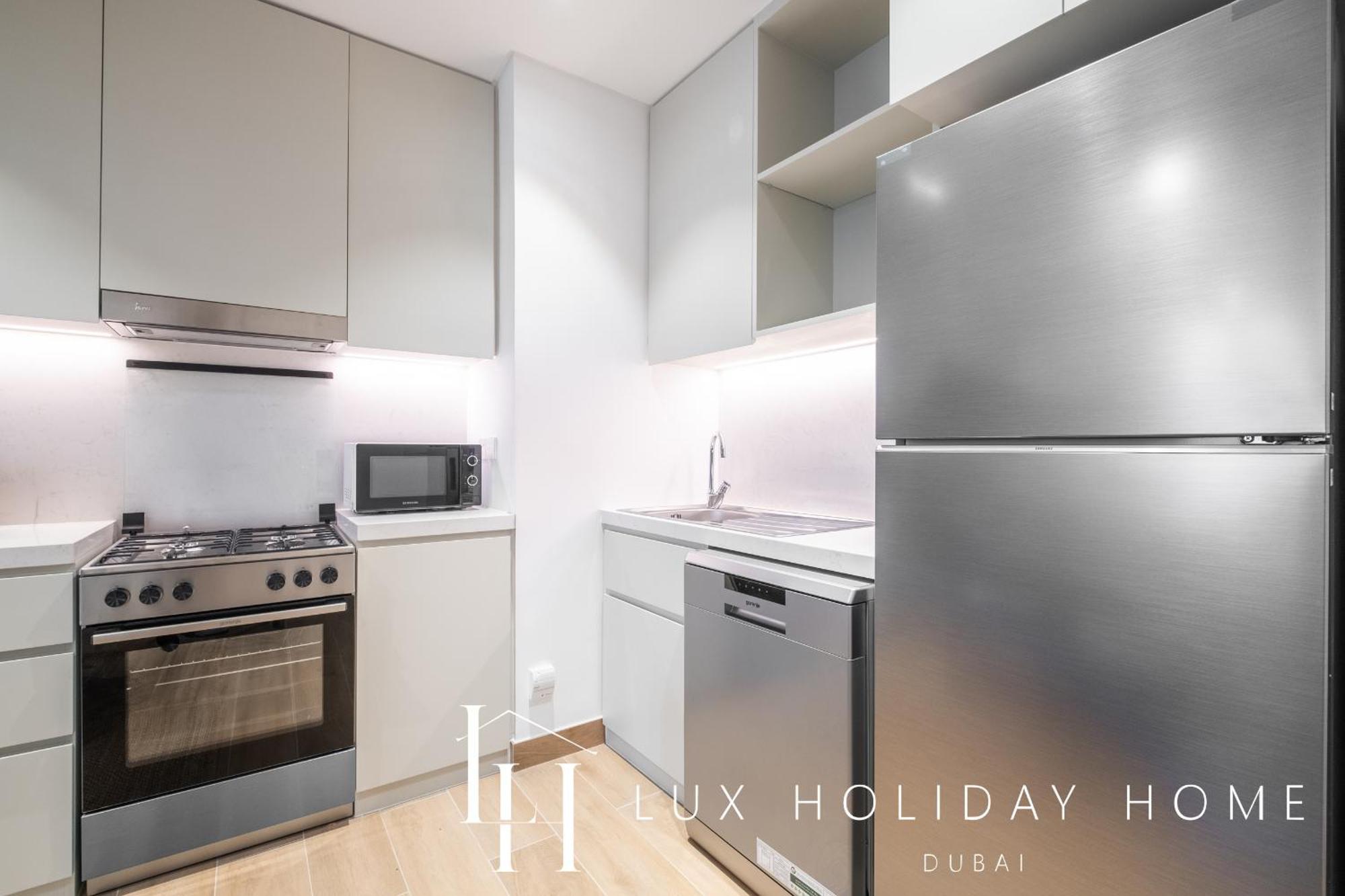 Lux The La Infinity View- Luxury Boho 2 Dubai