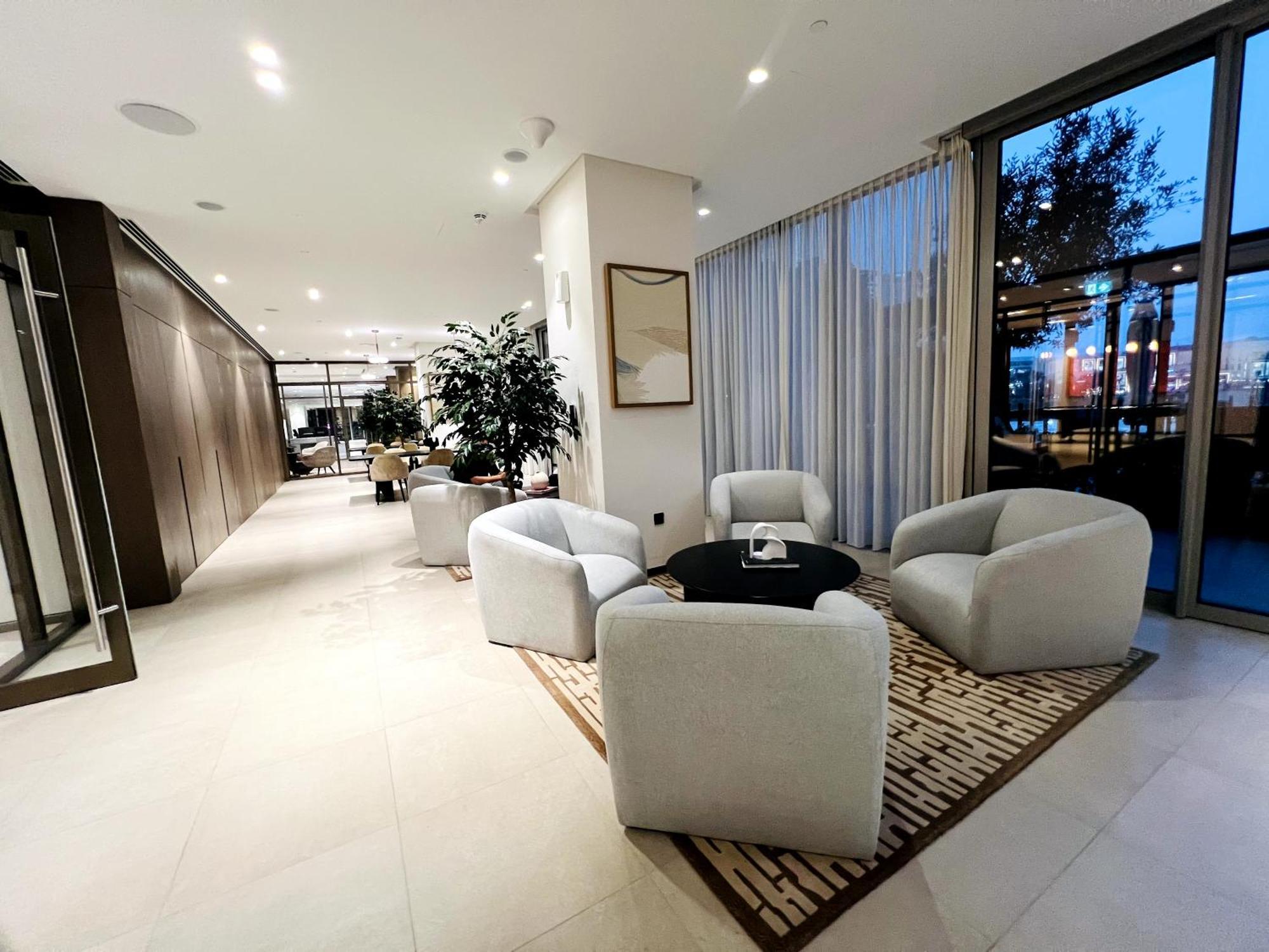 Apartment Prime 2br Burj Khalifa & Fountain Views