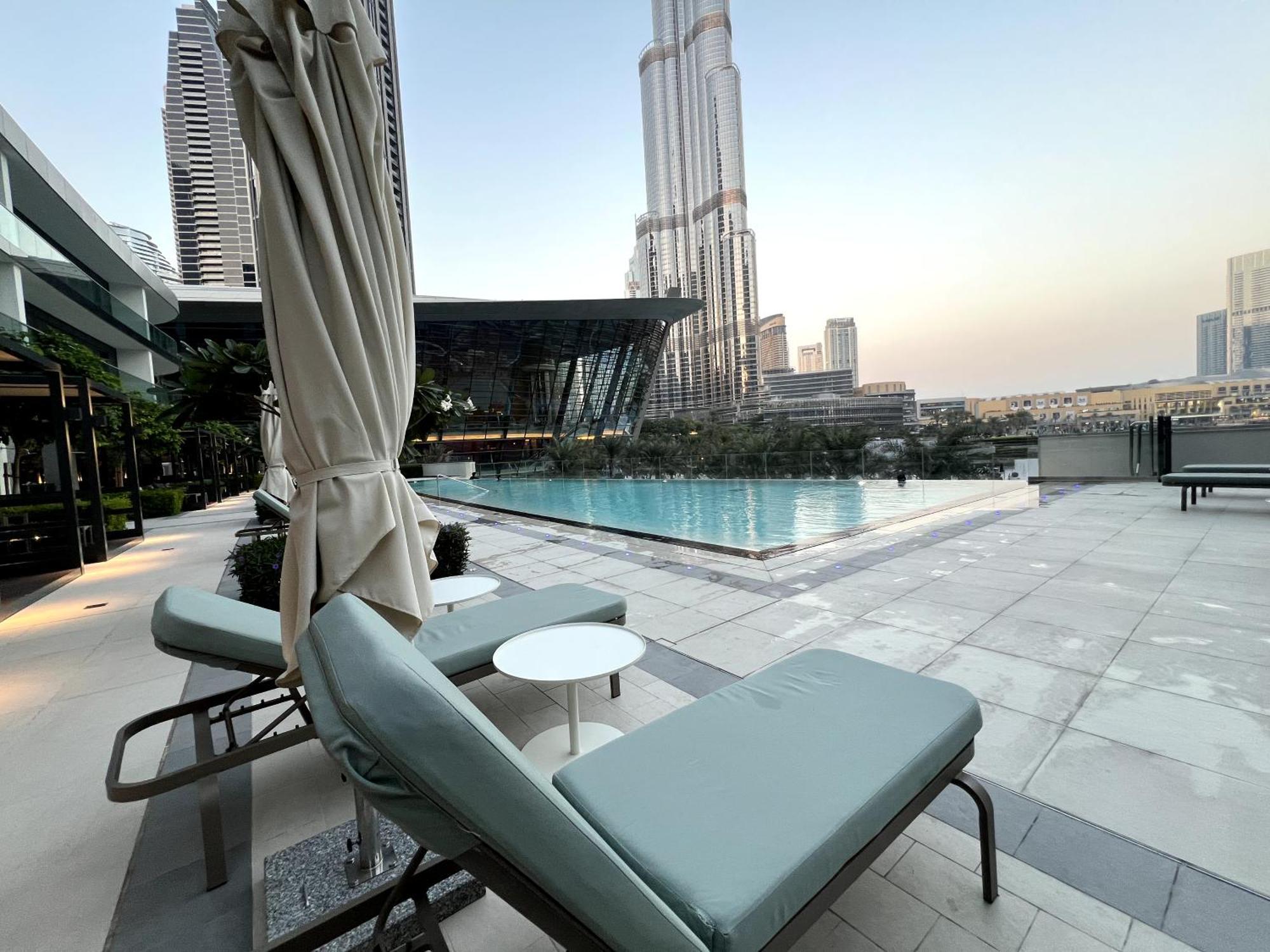 Prime 2br Burj Khalifa & Fountain Views Apartment Dubai