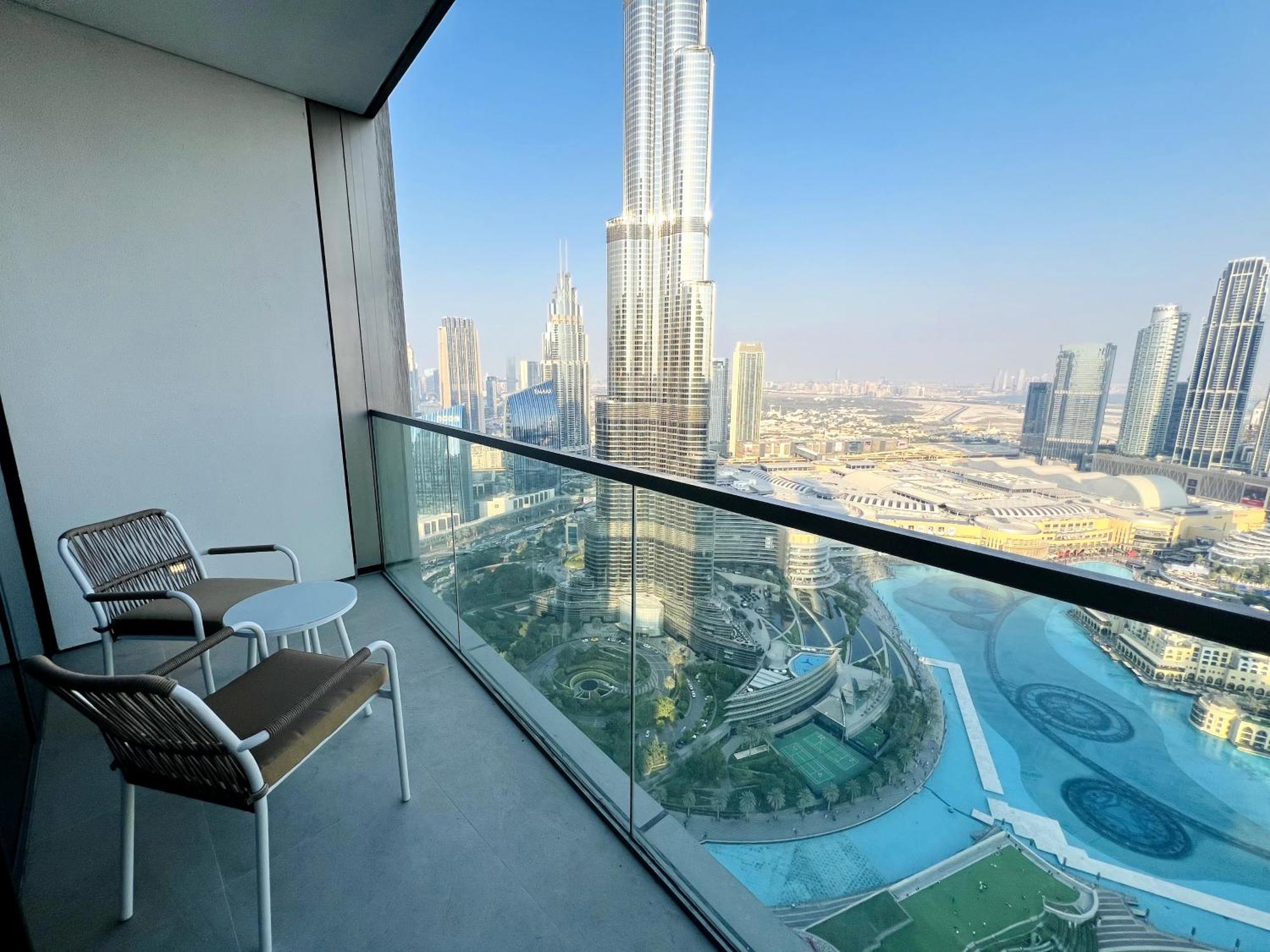 Apartment Prime 2br Burj Khalifa & Fountain Views Dubai