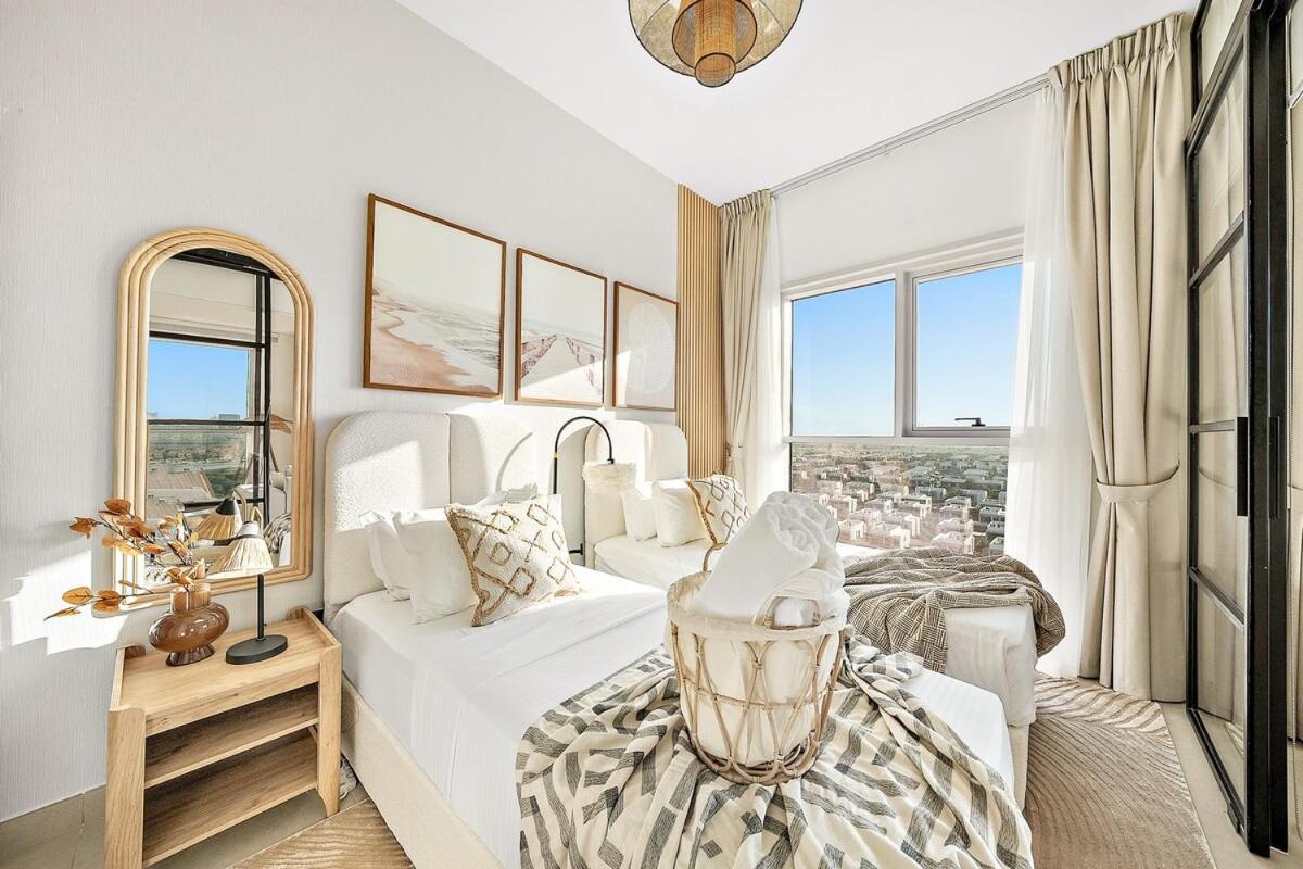 First Class 2br Sophisticated & Luxurious Apartment Dubai