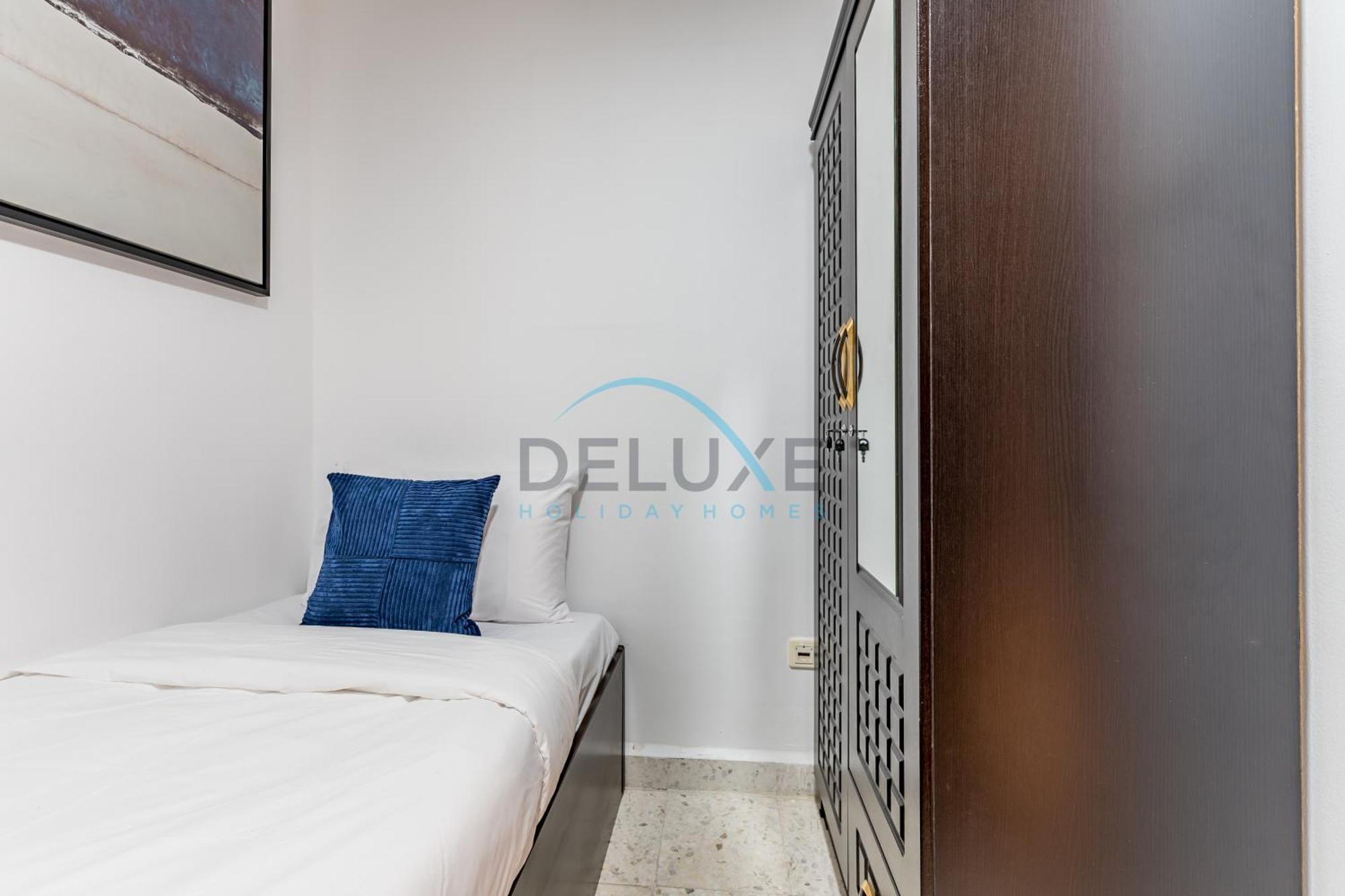 Stunning 2br With Assistant In Mag 214, Jumeirah Towers By Deluxe Homes *