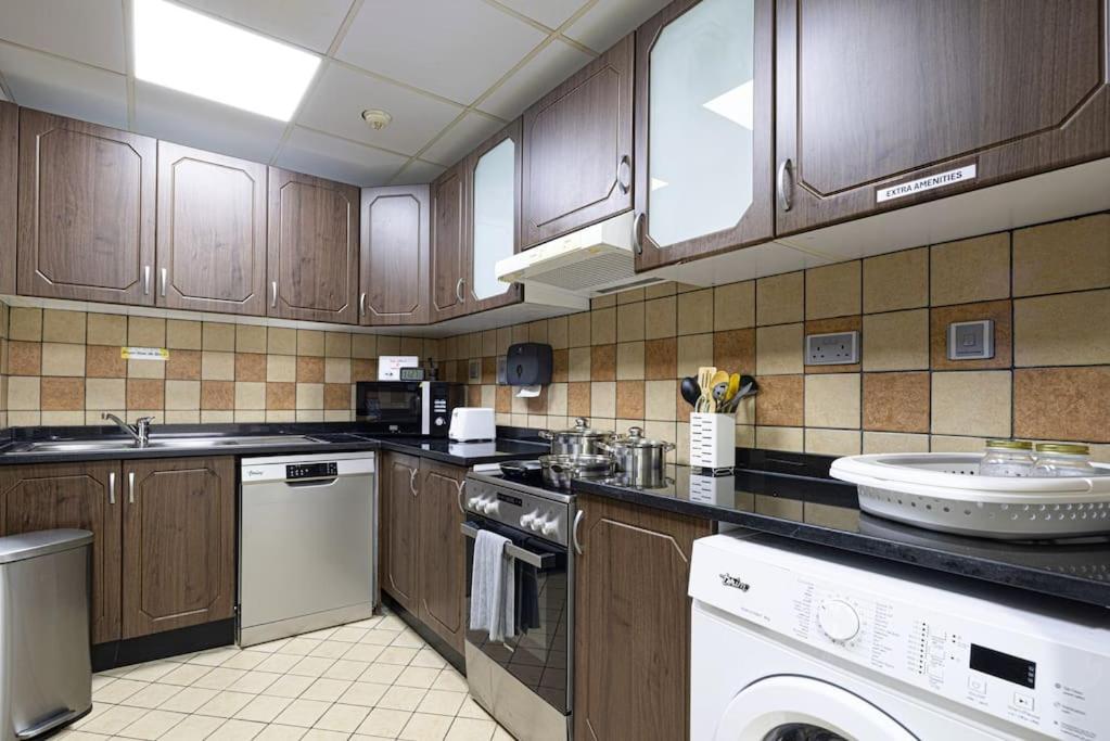 Apartment 2br On 30th Floor In Jlt Near Metro & Walking Distance To Jbr Beach, Marina *