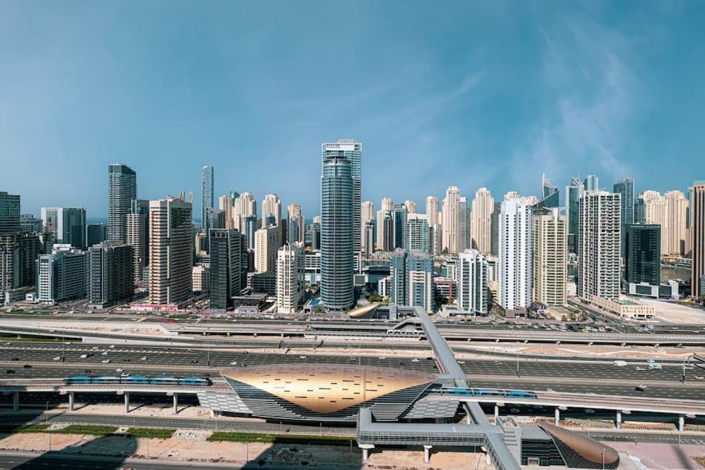 2br On 30th Floor In Jlt Near Metro & Walking Distance To Jbr Beach, Marina * Dubai