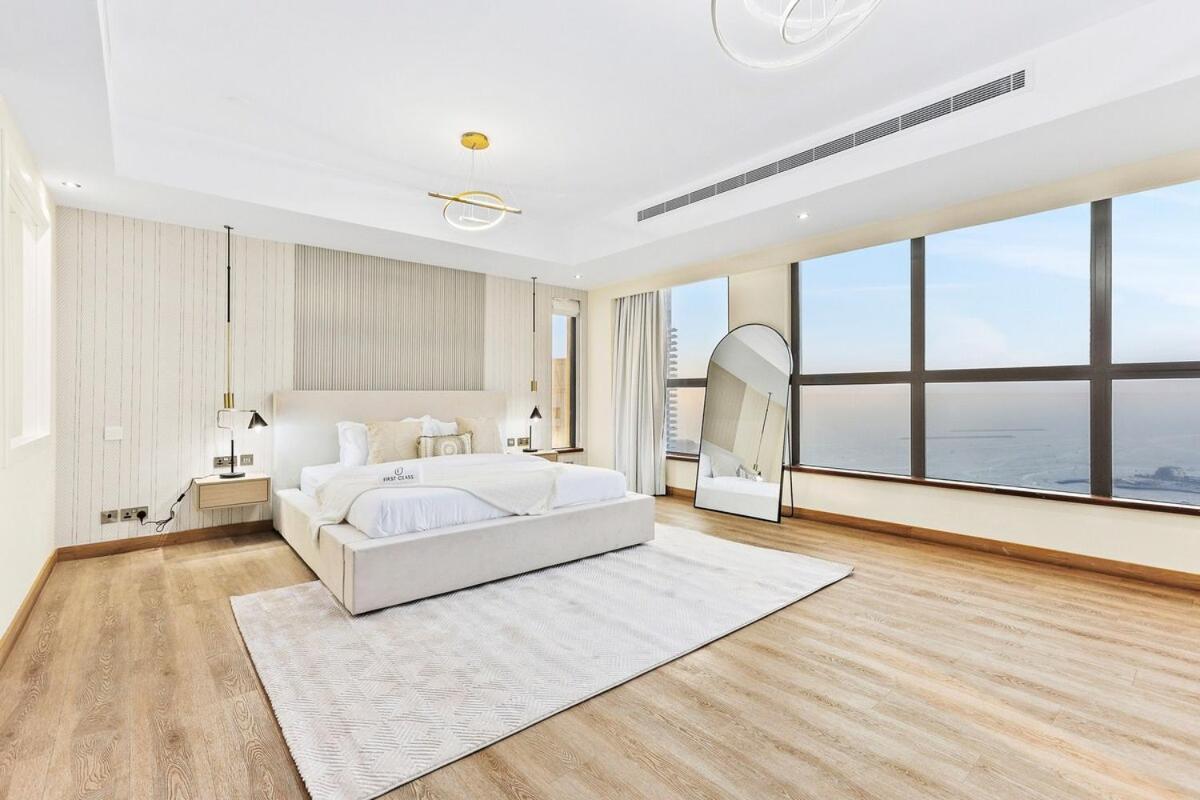 First Class Exceptional Penthouse Living In Jbr Apartment *