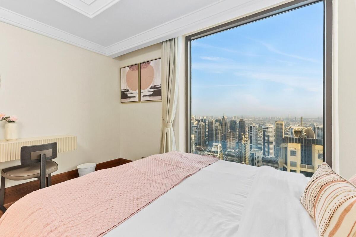 First Class Exceptional Penthouse Living In Jbr *