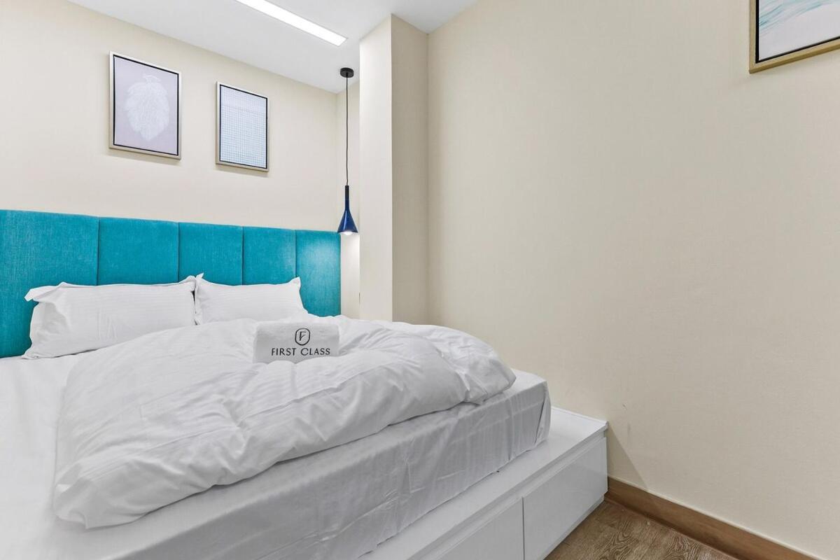 First Class Exceptional Penthouse Living In Jbr Apartment Dubai