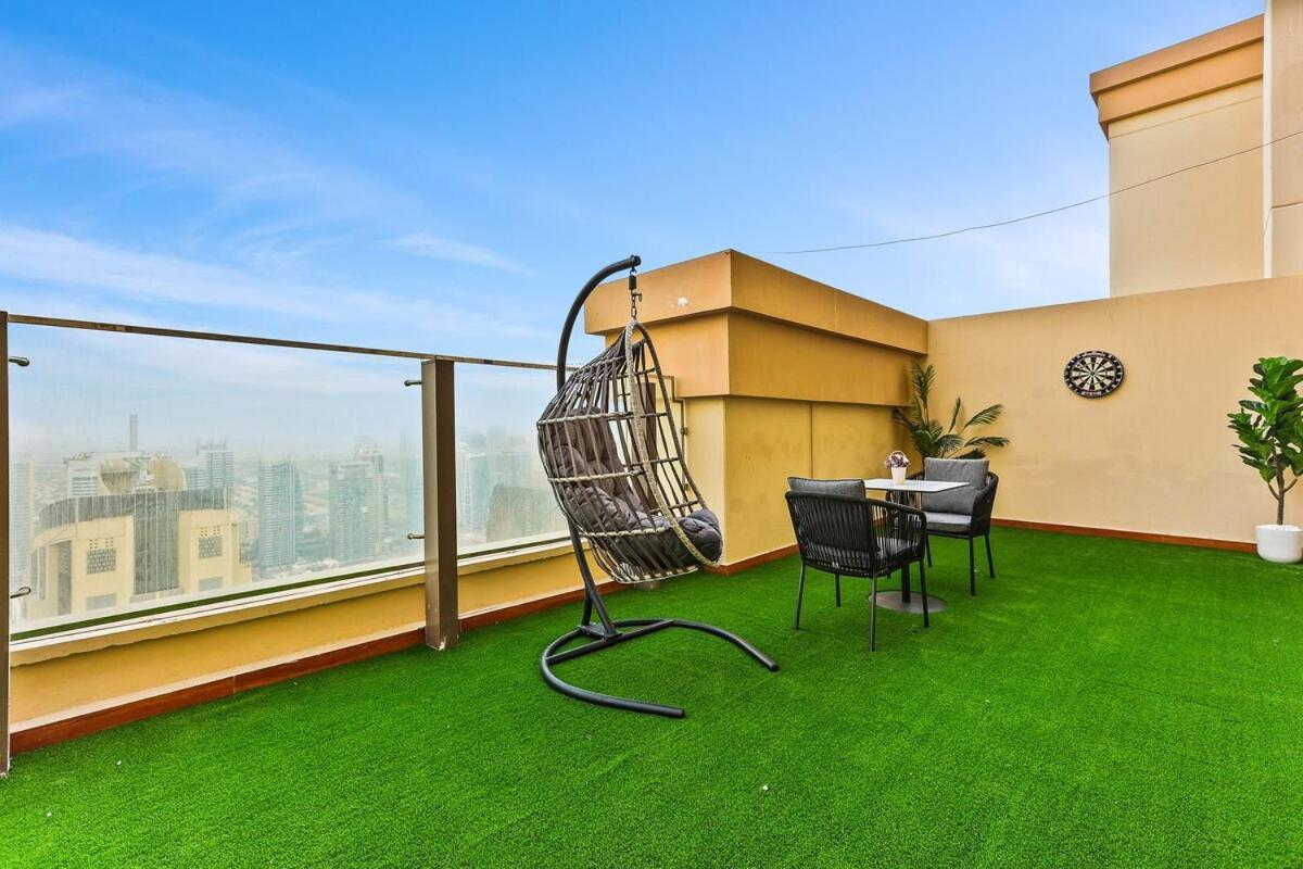 First Class Exceptional Penthouse Living In Jbr Dubai
