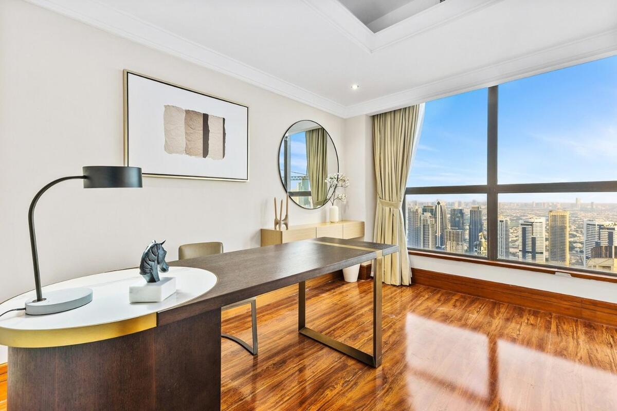 First Class Exceptional Penthouse Living In Jbr * Dubai