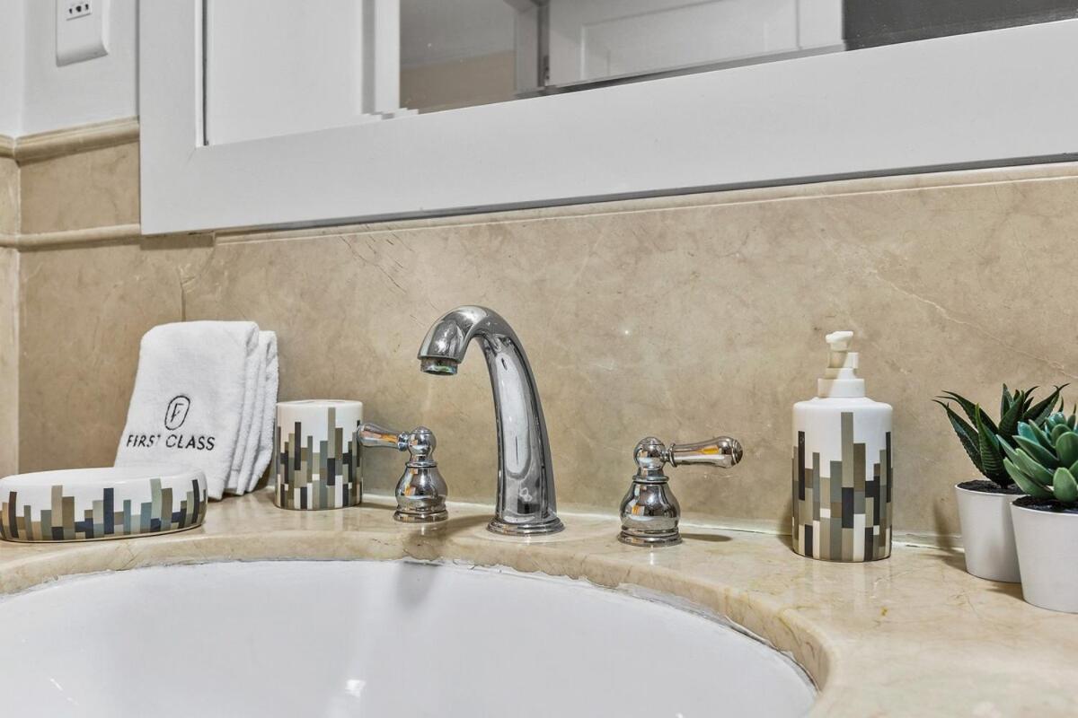 First Class Exceptional Penthouse Living In Jbr Apartment *