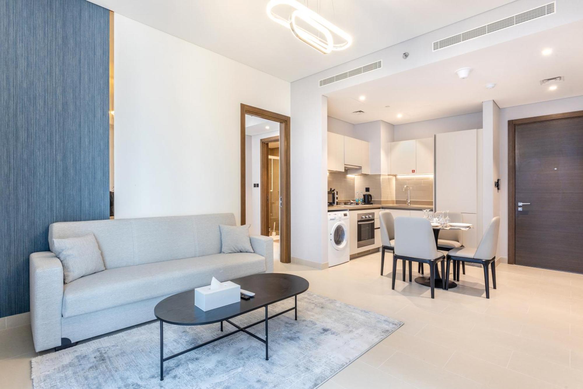 By Latinem Luxury 2br Cv A2813 Near Downtown Apartment Dubai