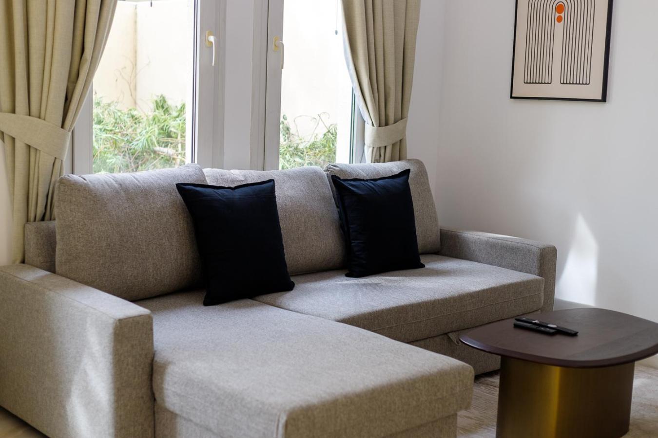 Family Friendly - 2br & Maid's In The Springs 10 - Allsopp & Allsopp