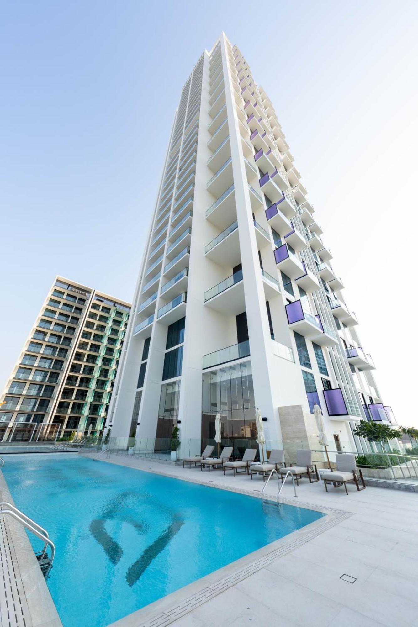 Apartment Smart 2br With Private Pool In Jvc