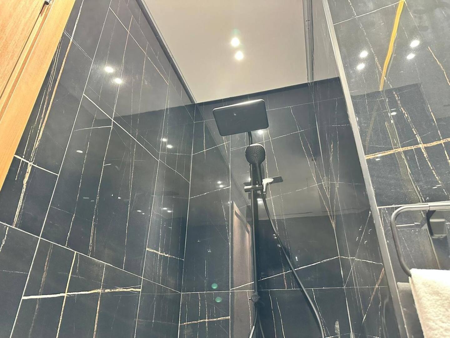 Apartment Smart 2br With Private Pool In Jvc