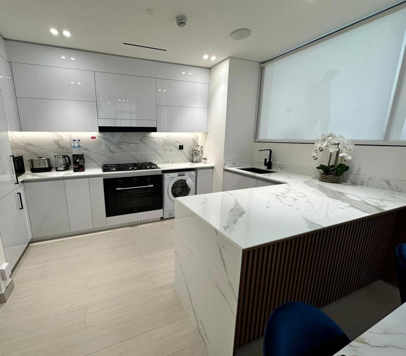 Apartment Smart 2br With Private Pool In Jvc