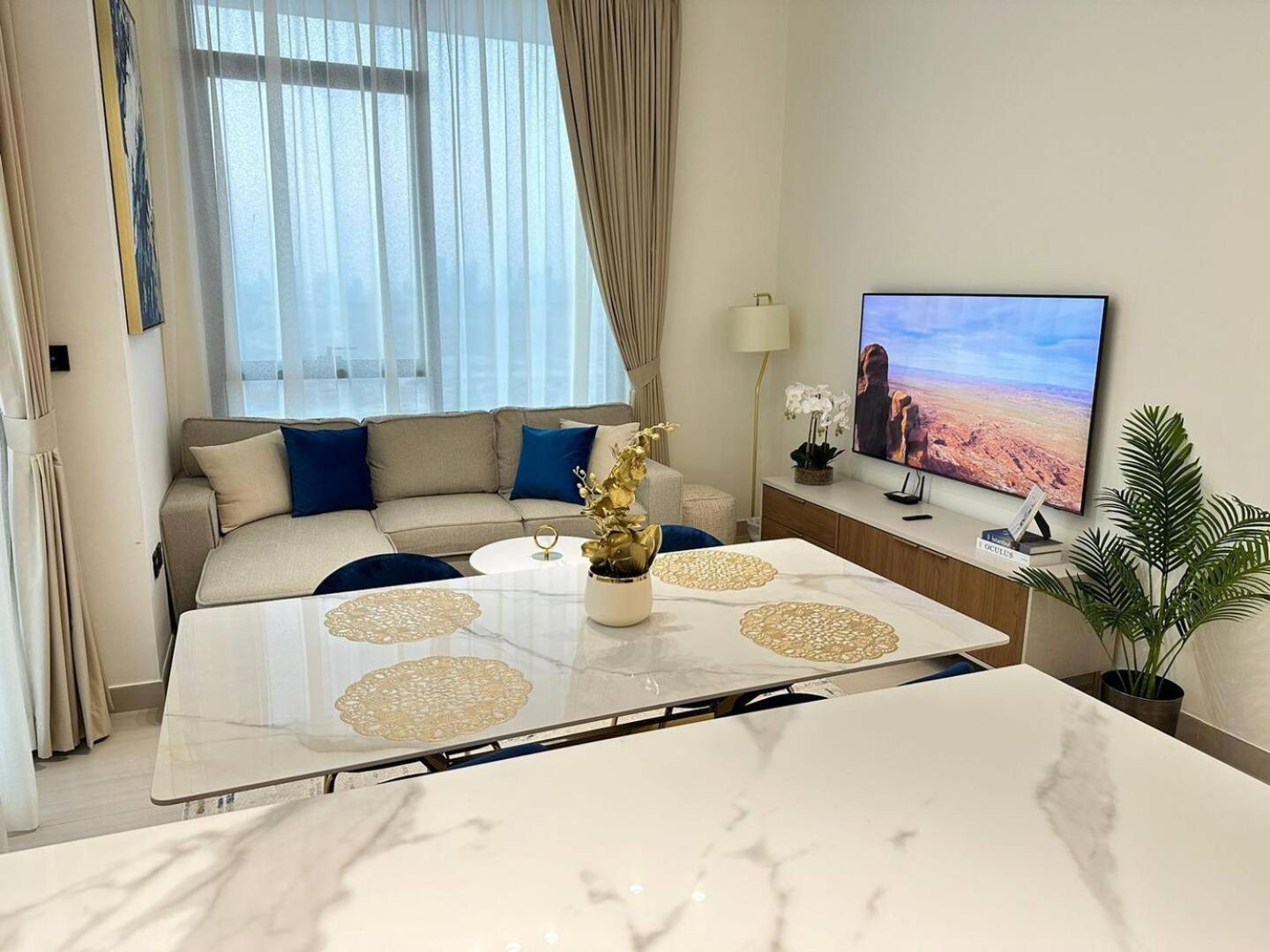 Apartment Smart 2br With Private Pool In Jvc *