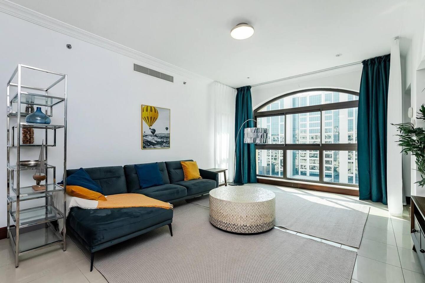 Apartment Luxe 2br Golden Mile 5sleeps 6beach Access Dubai