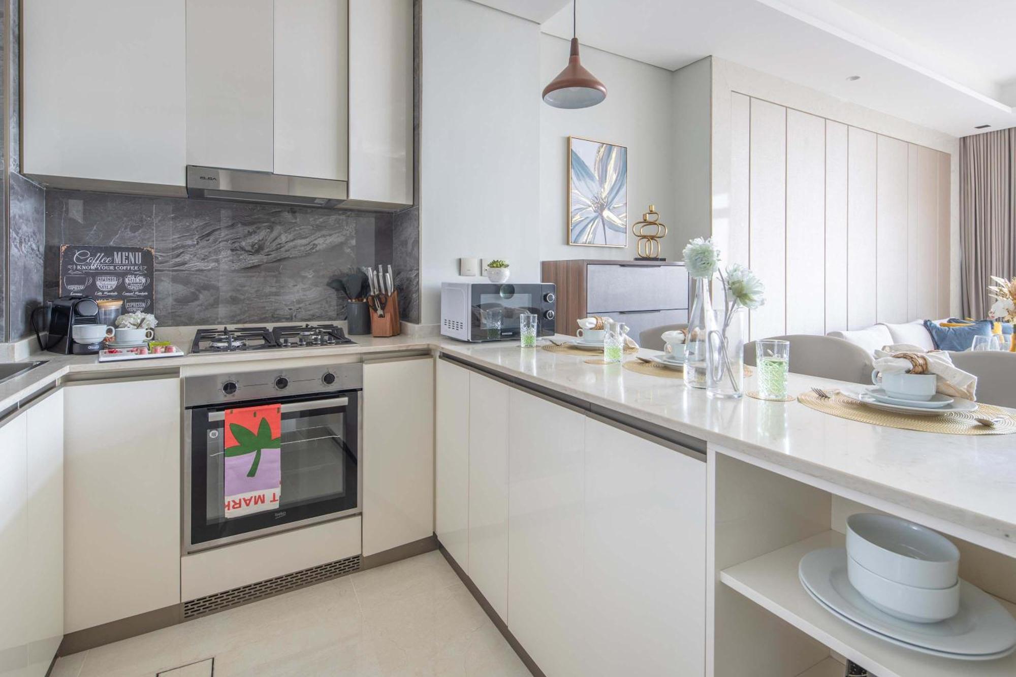 Apartment Frank Porter - Nobles Tower Dubai