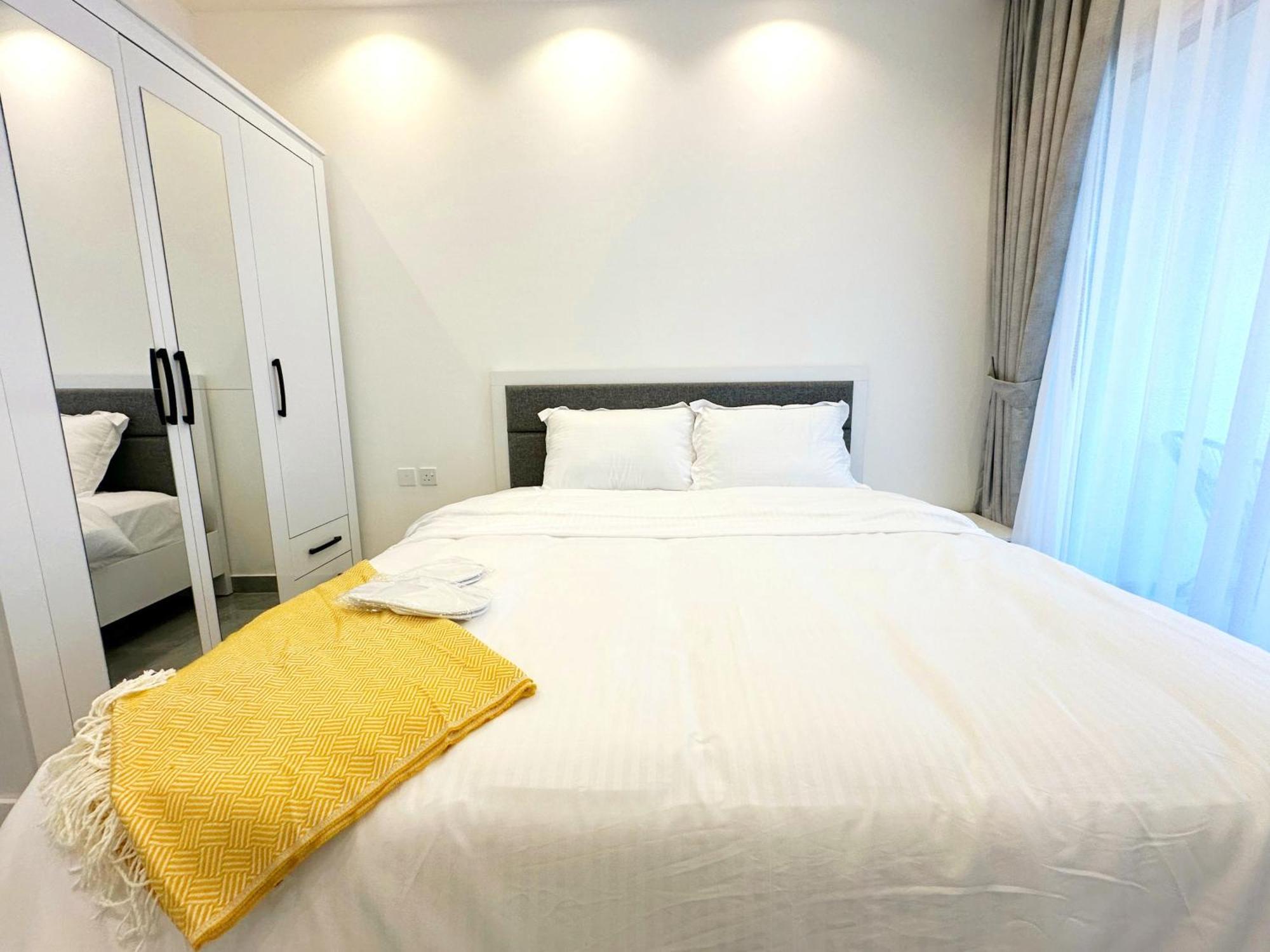 Marina - 1bhk Fancy Apartment *