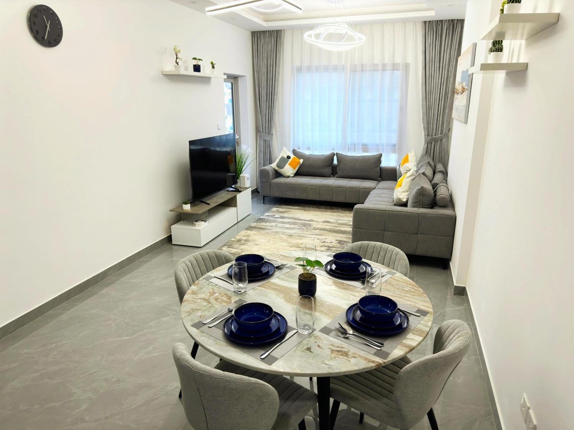 Marina - 1bhk Fancy