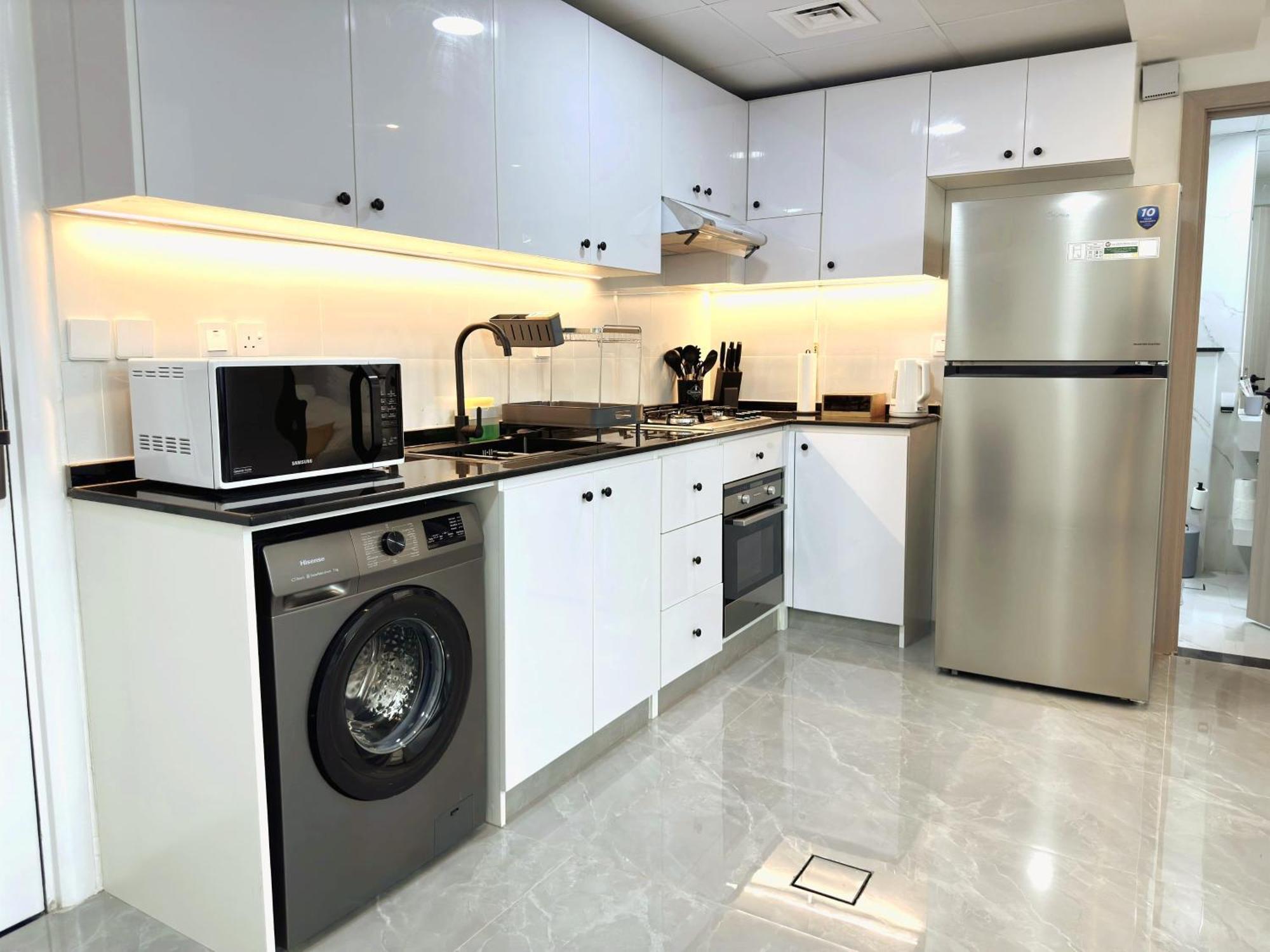 Marina - 1bhk Fancy Apartment Dubai
