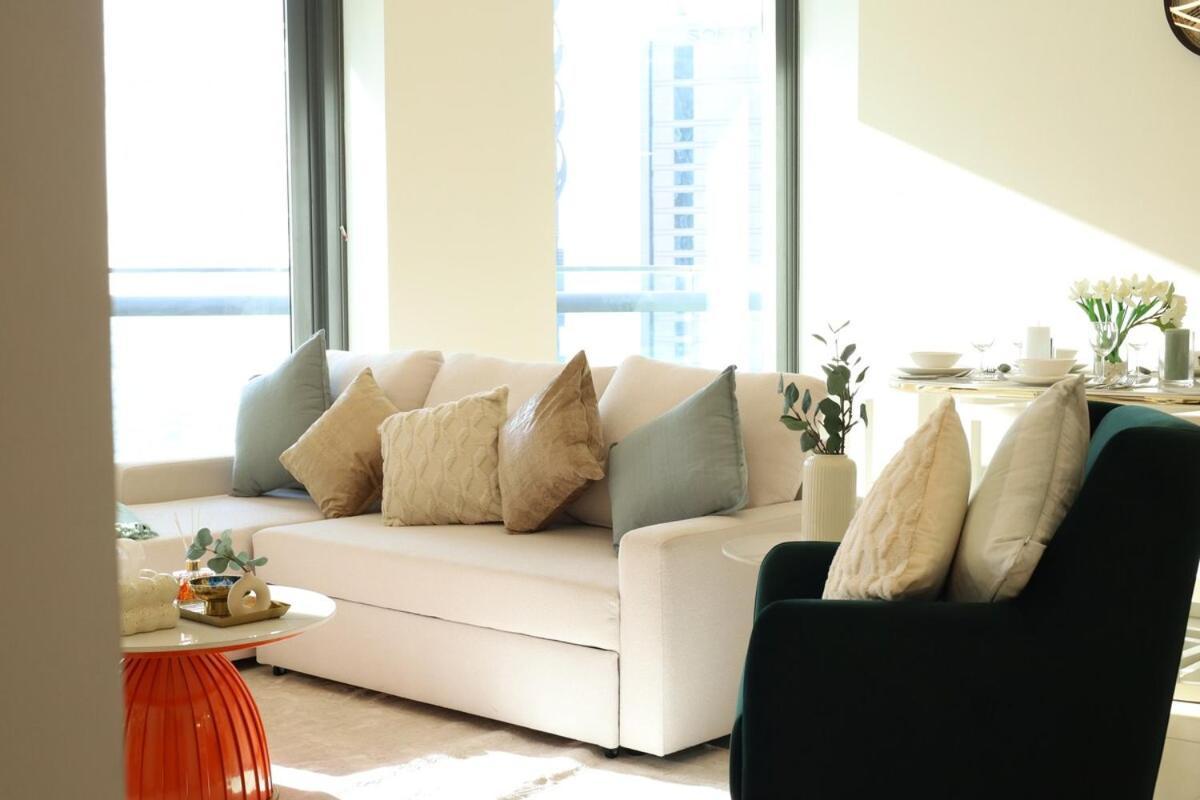 Lux 2 Bed In Downtown W Mall Access Apartment *