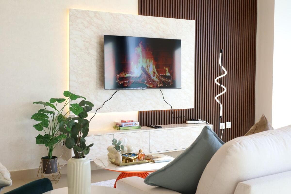 Lux 2 Bed In Downtown W Mall Access Apartment Dubai