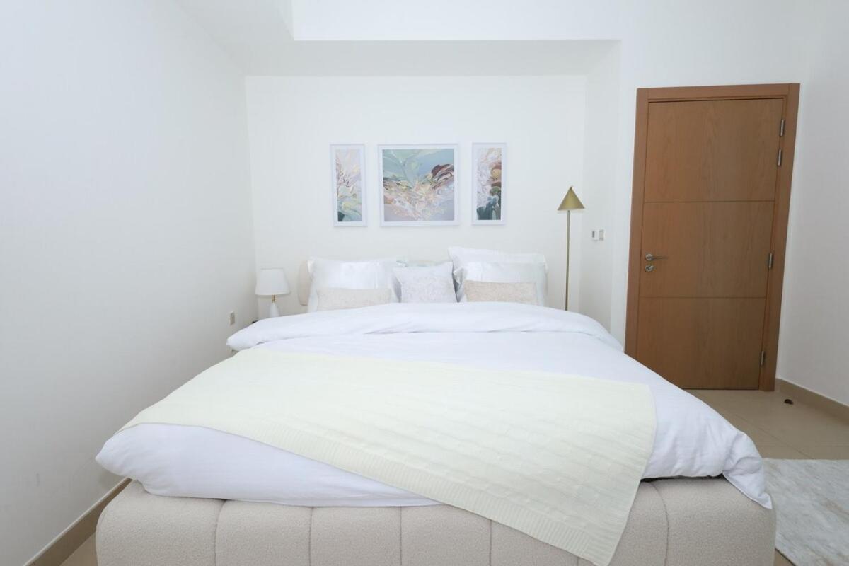 Lux 2 Bed In Downtown W Mall Access Apartment Dubai