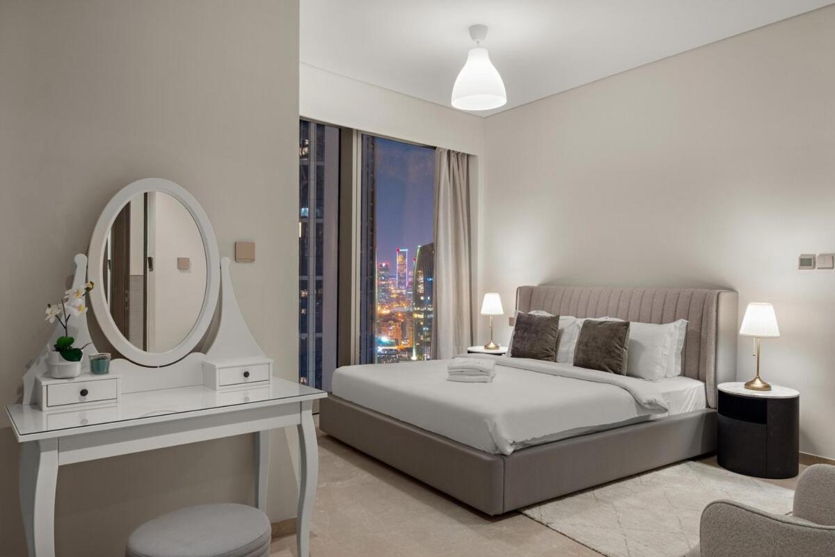 First Class 2br Incredible Burj Khalifa View Apartment Dubai
