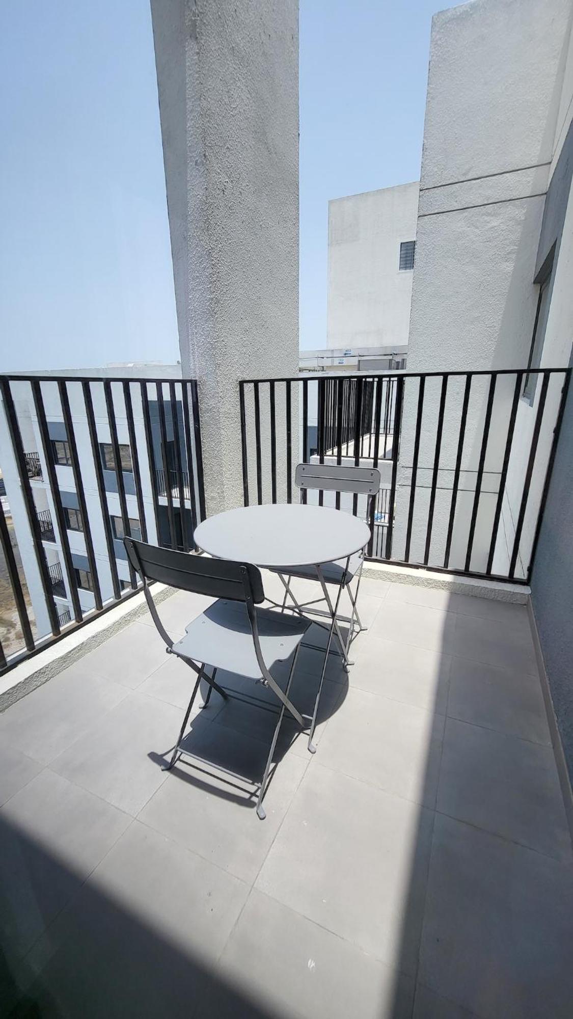 Modern 2br -5min To Metro & Festival Mall- 1211 Apartment Dubai