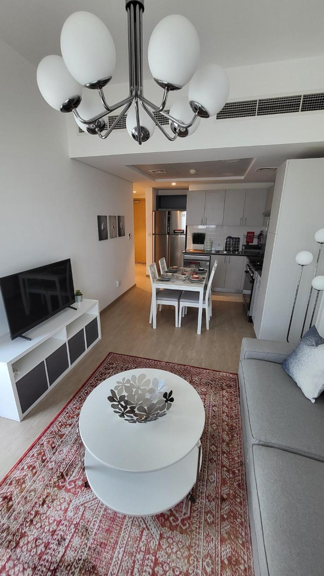 Modern 2br -5min To Metro & Festival Mall- 1211 Apartment