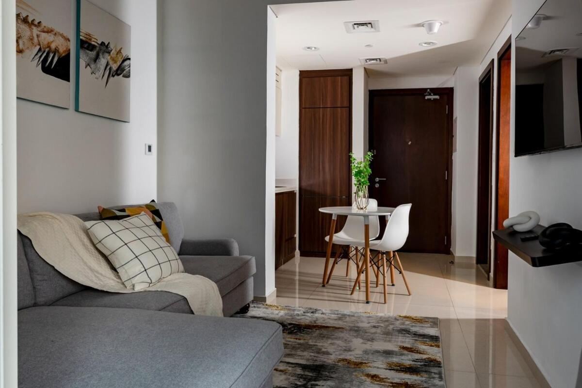 Vera 1 Bedroom - Business Bay Apartment *