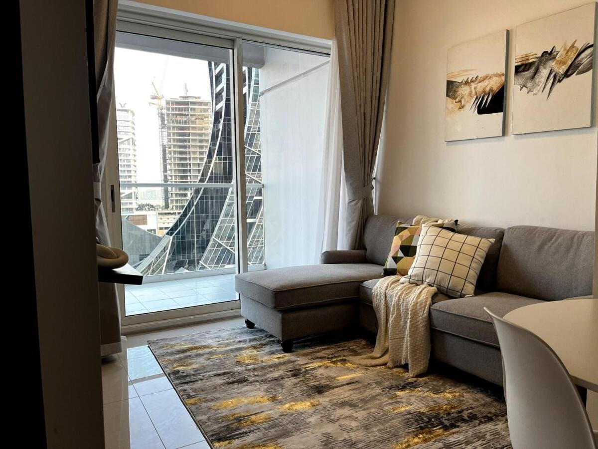 Vera 1 Bedroom - Business Bay Apartment *